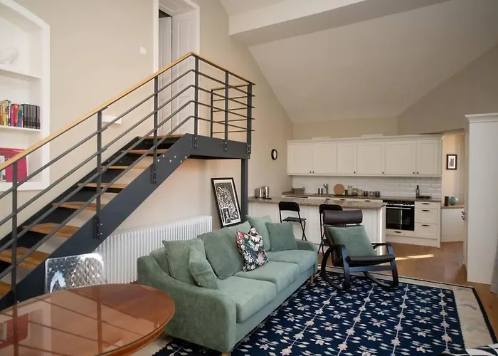 A Refuge Built For A King * هالبي